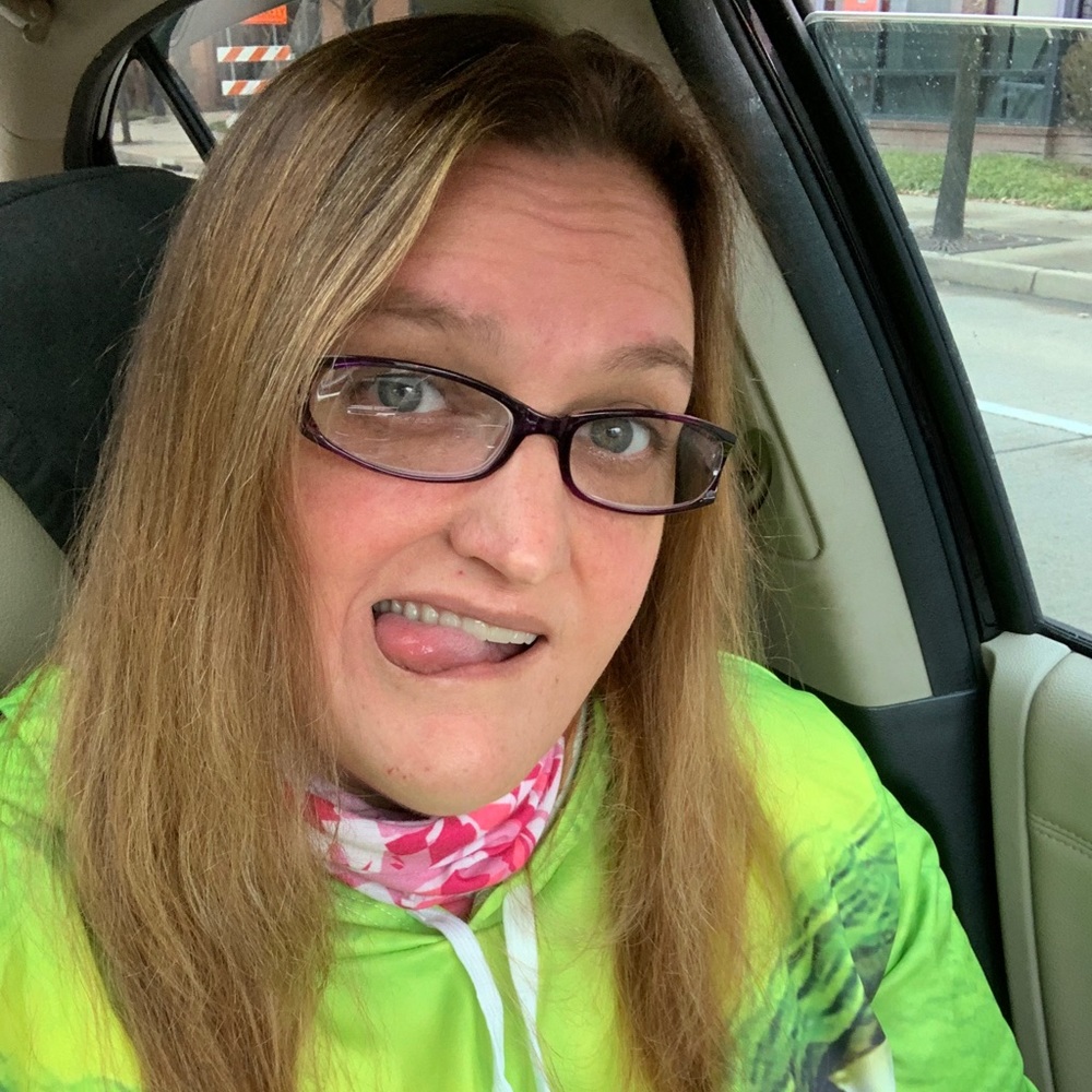 Meet your Posher, Melissa